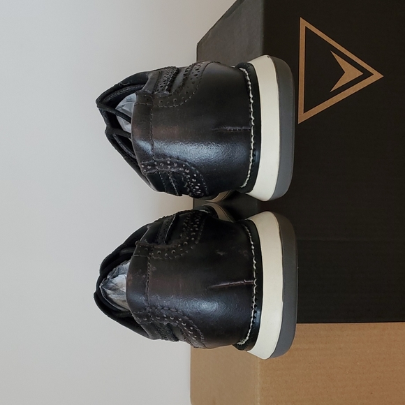 $FINAL$ Leather Wingtip Oxford in Black NEW - Picture 10 of 13